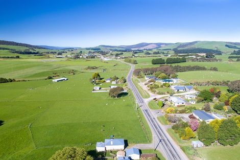 Photo of property in 2717 Tokanui Gorge Road Highway, Tokanui, Invercargill, 9875