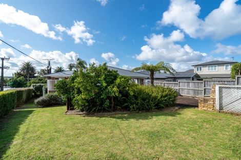 Photo of property in 28 Richmond Avenue, Northcote Point, Auckland, 0627