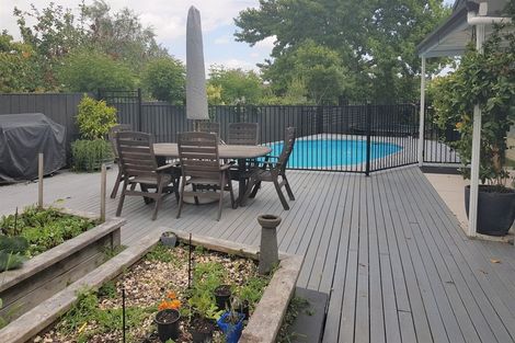 Photo of property in 4 Ashford Place, Havelock North, 4130