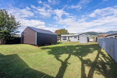 Photo of property in 47 Arawhata Road, Paraparaumu, 5032