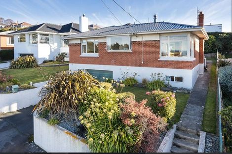 Photo of property in 154 Easther Crescent, Kew, Dunedin, 9012