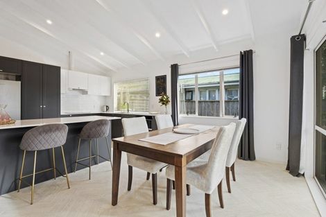 Photo of property in 60 Holmes Road, Manurewa, Auckland, 2102