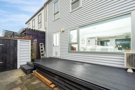 Photo of property in 11 Hollydale Grove, Churton Park, Wellington, 6037