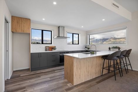 Photo of property in 60 Kirimoko Crescent, Wanaka, 9305