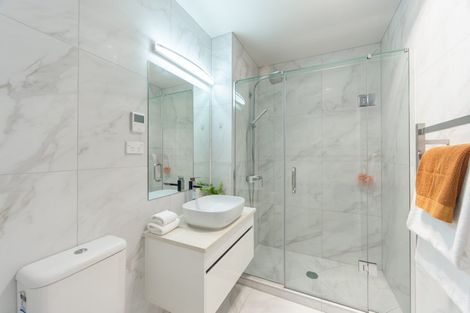 Photo of property in 17 Headland Drive, Long Bay, Auckland, 0630