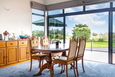 Photo of property in 183 Brightside Road, Stanmore Bay, Whangaparaoa, 0932