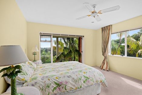Photo of property in 19 Puriri Place, Sandspit, Warkworth, 0982