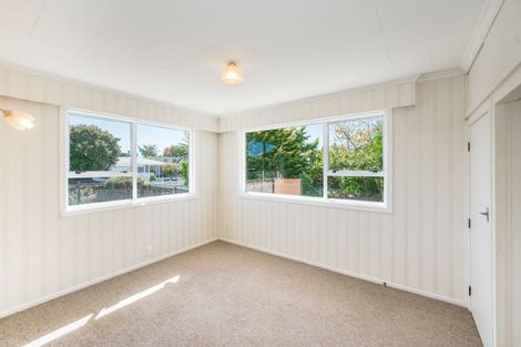 Photo of property in 12a Callender Terrace, Paraparaumu Beach, Paraparaumu, 5032