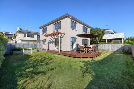 Photo of property in 22a Seaview Road, Otumoetai, Tauranga, 3110
