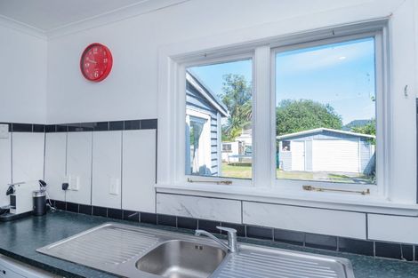 Photo of property in 13 Dickson Street, Kaiti, Gisborne, 4010