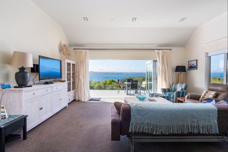 Photo of property in 119 Wakeman Road, Acacia Bay, Taupo, 3330
