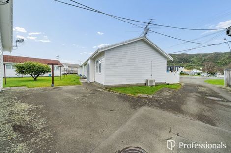 Photo of property in 1/1079 High Street, Taita, Lower Hutt, 5011