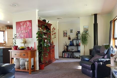 Photo of property in 28 Pohutukawa Drive, Athenree, Katikati, 3177