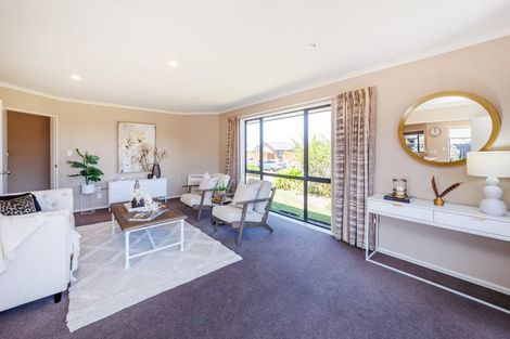 Photo of property in 4 Nevada Way, Kelvin Grove, Palmerston North, 4414