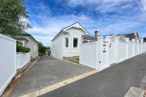 Photo of property in 45 Saint Georges Bay Road, Parnell, Auckland, 1052