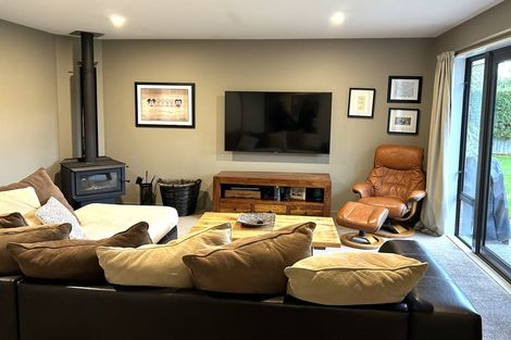 Photo of property in 9 Keats Place, Rolleston, 7614