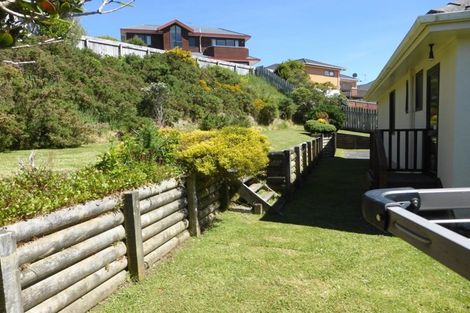 Photo of property in 8 Tolhurst Street, Johnsonville, Wellington, 6037