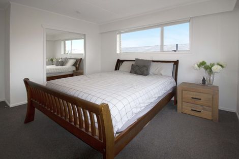 Photo of property in 12 Harriet Place, Spotswood, New Plymouth, 4310