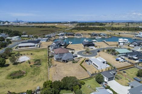 Photo of property in 21 Finch Street, One Tree Point, 0118