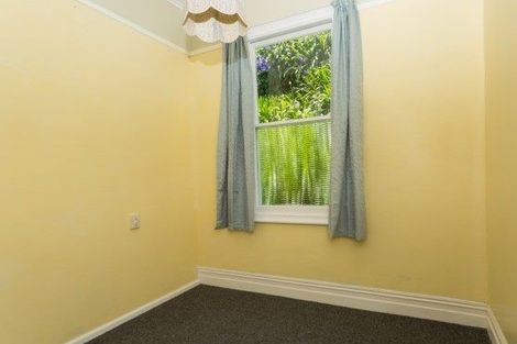 Photo of property in 37 Faraday Street, Hospital Hill, Napier, 4110