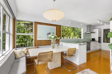 Photo of property in 123 Braemar Road, Castor Bay, Auckland, 0620