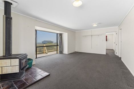Photo of property in 3 Scott Avenue, Otaki Beach, Otaki, 5512