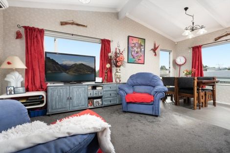 Photo of property in 49a Coopers Road, Gate Pa, Tauranga, 3112