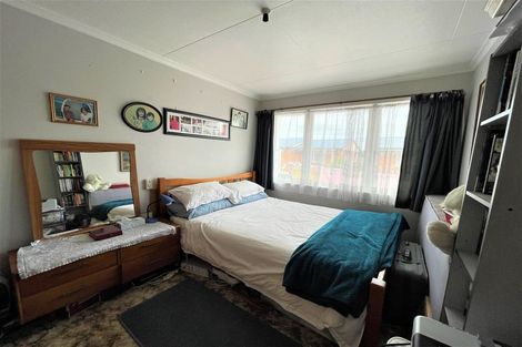 Photo of property in 65a Charlotte Street, Balclutha, 9230