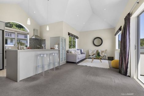 Photo of property in 20 South Karori Road, Karori, Wellington, 6012