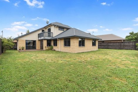 Photo of property in 11 Finchley Place, Hamilton East, Hamilton, 3216