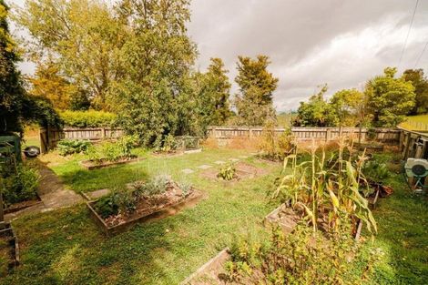 Photo of property in 22 Tutaenui Road, Marton, 4710