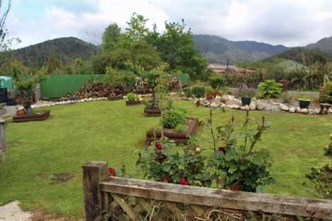 Photo of property in 22 Denston Street, Blackball, 7804