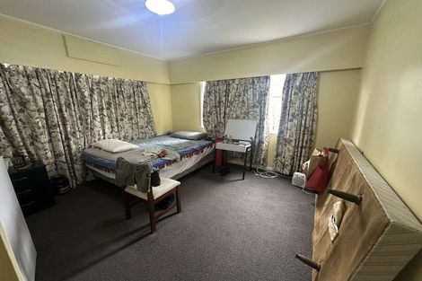 Photo of property in 2/253 Waterloo Road, Hutt Central, Lower Hutt, 5011