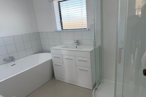 Photo of property in 2a Pine Road, Orewa, 0931