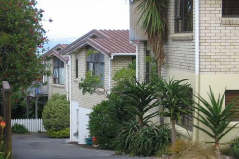Photo of property in 1/2 Marama Street, Castor Bay, Auckland, 0620