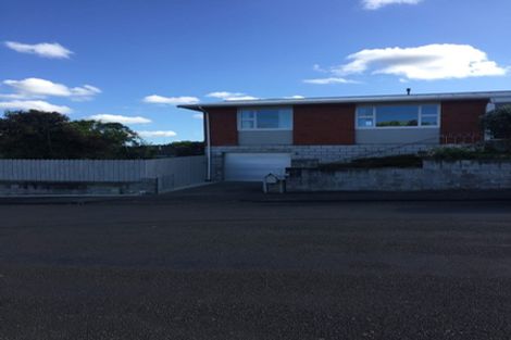 Photo of property in 2a Ruamahanga Crescent, Terrace End, Palmerston North, 4410