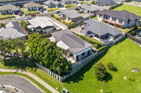Photo of property in 8 Sharman Place, Pyes Pa, Tauranga, 3112