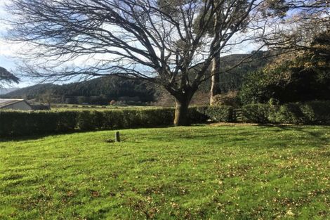 Photo of property in 353 Charteris Bay Road, Teddington, Lyttelton, 8971