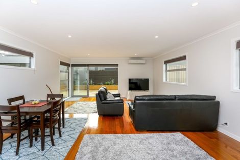 Photo of property in 6 Fern Lane, Whalers Gate, New Plymouth, 4310