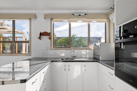 Photo of property in 8 Stevenson Lane, Kaiti, Gisborne, 4010