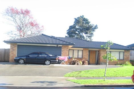 Photo of property in 4 Saralee Drive, Manurewa, Auckland, 2105