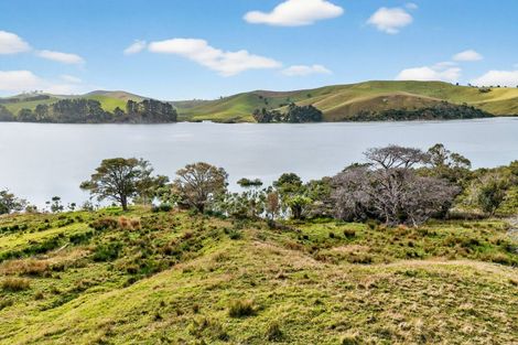 Photo of property in 397 Pahi Road, Pahi, Paparoa, 0571