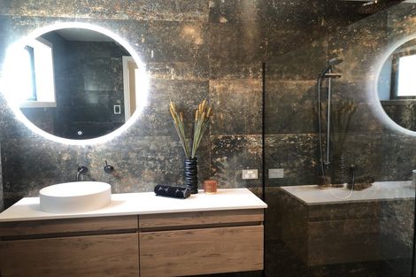 Photo of property in 1 Campbell Road, Wanaka, 9305