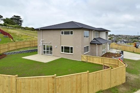 Photo of property in 11 Henriette Place, The Gardens, Auckland, 2105