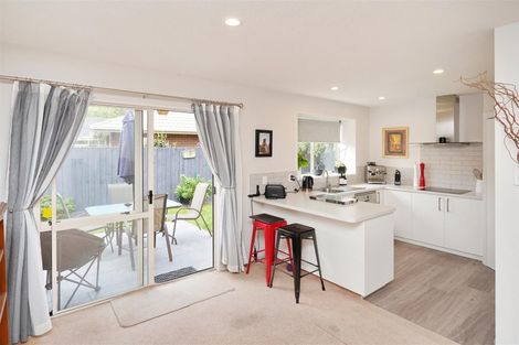 Photo of property in 1/2 Murfitt Place, Sockburn, Christchurch, 8042