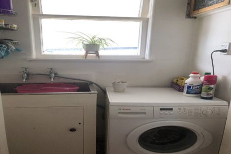 Photo of property in 25 Moreton Road, Carterton, 5713