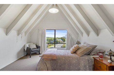 Photo of property in 16 Watlington Place, Watlington, Timaru, 7910