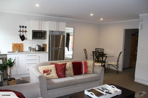 Photo of property in 43 Sharon Road, Waiake, Auckland, 0630