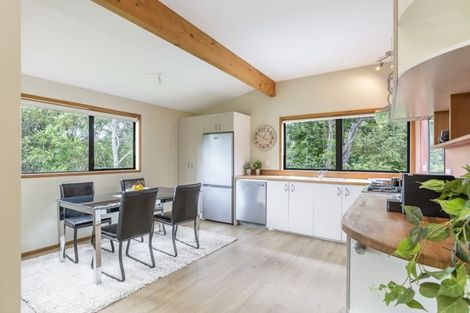 Photo of property in 961 Sandspit Road, Sandspit, Warkworth, 0982