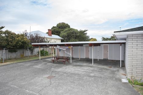 Photo of property in 2/297 Ruahine Street, Terrace End, Palmerston North, 4410